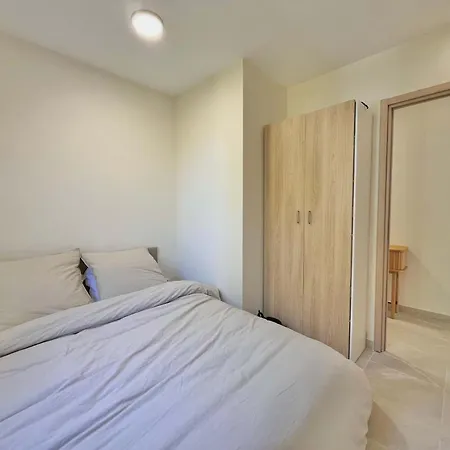 Le Travolta Avec Merveilleuse Terrasse, Chic Et Lumineux A Deux Pas Du Centre-ville Apartment *